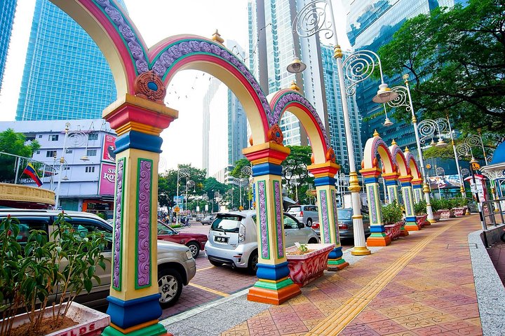 Private Half-Day Batu Caves and Cutural Tour in Kuala Lumpur