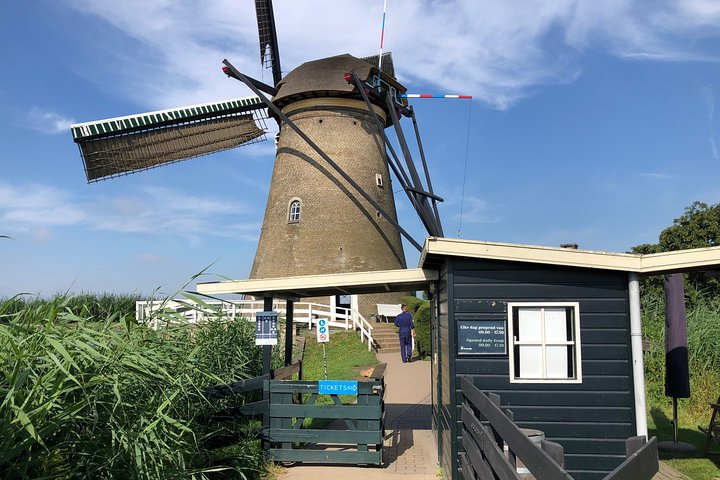 All-Inclusive Private Windmill Tour to Kinderdijk from Rotterdam