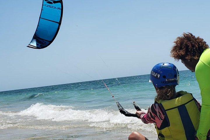 Clases de Kitesurf en Riohacha y Mayapo: De Principiante a Pro