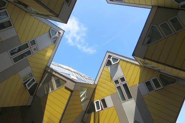 MUST DO: Rotterdam highlights & history with a local guide