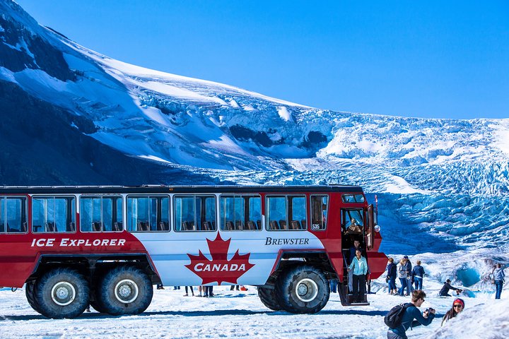 Columbia Icefield Tour with Glacier Skywalk