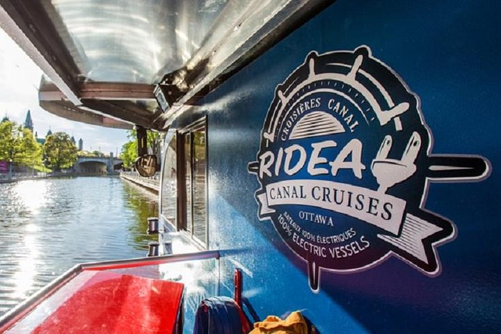 Ottawa Boat Cruise - Rideau Canal Cruise