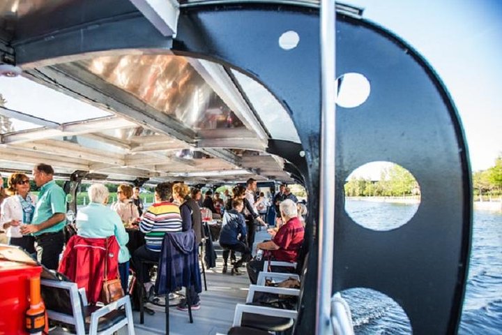 Ottawa Boat Cruise - Rideau Canal Cruise