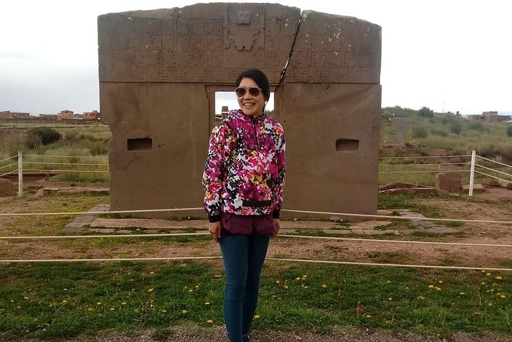 Exclusive Tiwanaku & Lake Titicaca Day Tour | From La Paz