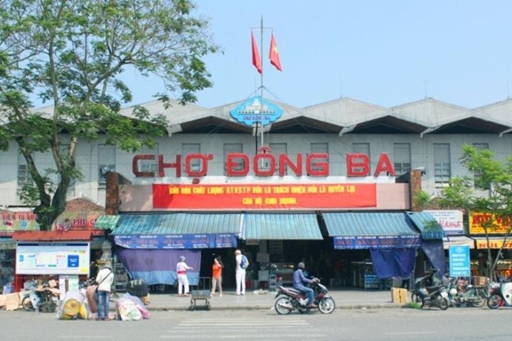 Hue city Deluxe Group Tour (Daily Tour-12 pax max)