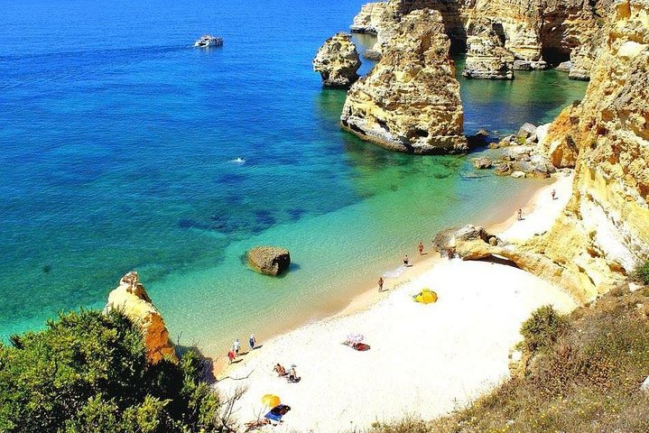 Kayak Tour: Explore the coastal caves of Benagil