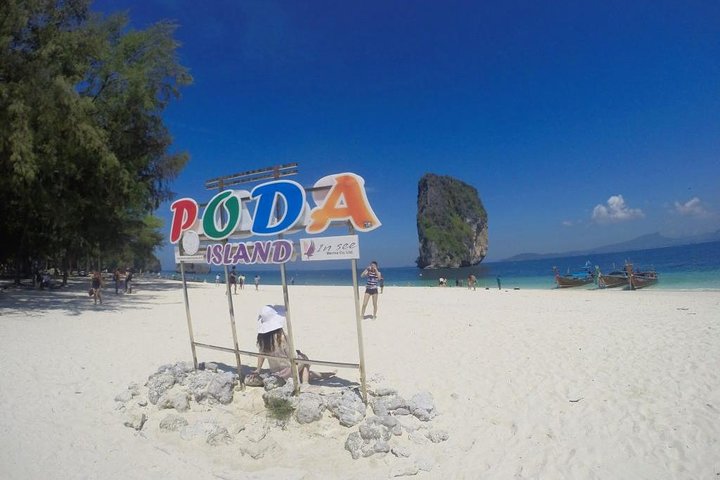 Krabi 4 Island Tour: Private Long-tail Boat Charter