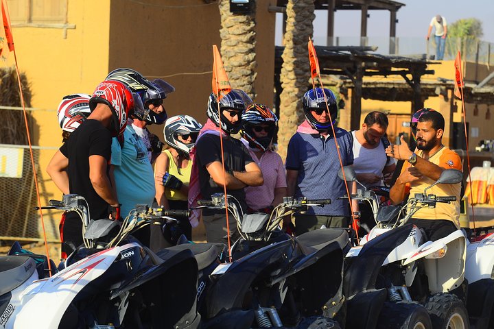 Ras Al Khaimah: Afternoon Desert Safari and BBQ Dinner