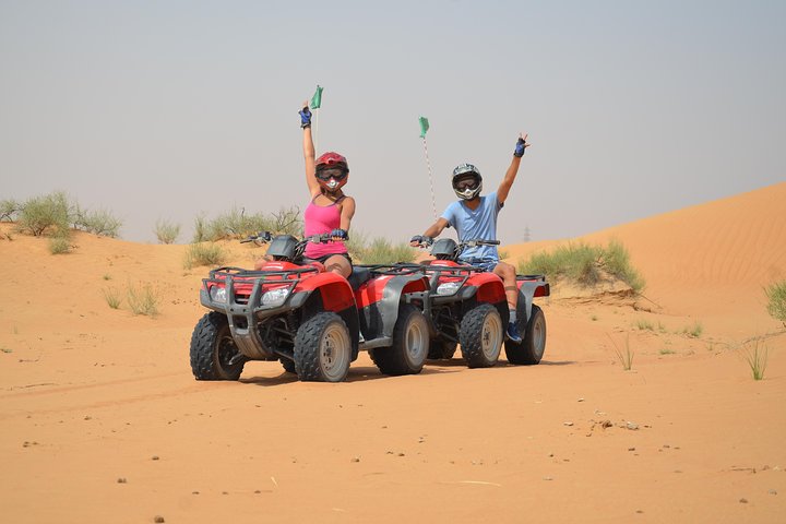 Ras Al Khaimah: Afternoon Desert Safari and BBQ Dinner