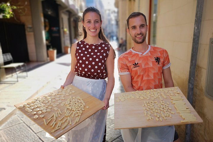 Orecchiette Cooking Class and Wine in Lecce