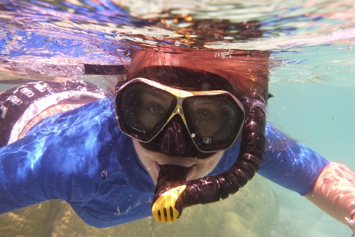 Hole in the Rock Cruise & Island Tour - with two island stopovers