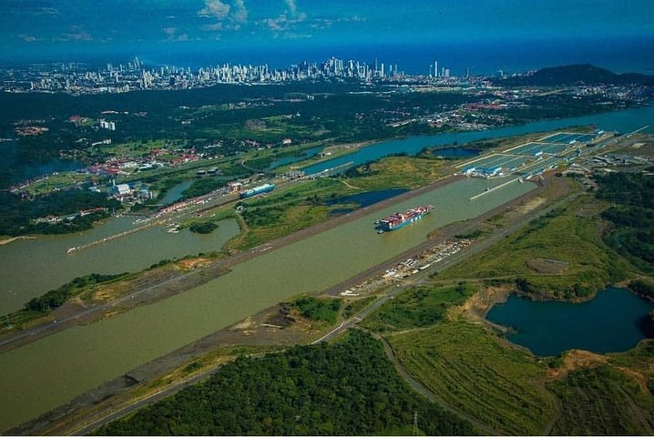Panama Canal and City Tour Experience
