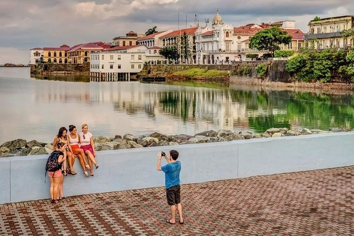 Panama Canal and City Tour Experience