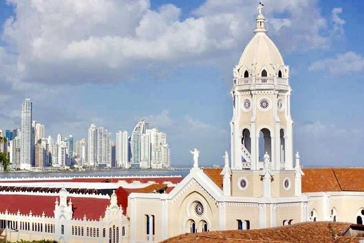 Panama Canal and City Tour Experience