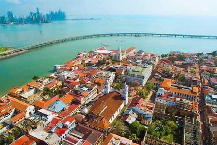 Panama Canal and City Tour Experience