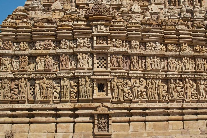 Khajuraho: Customized Private Temple Tour with Hotel Pickup