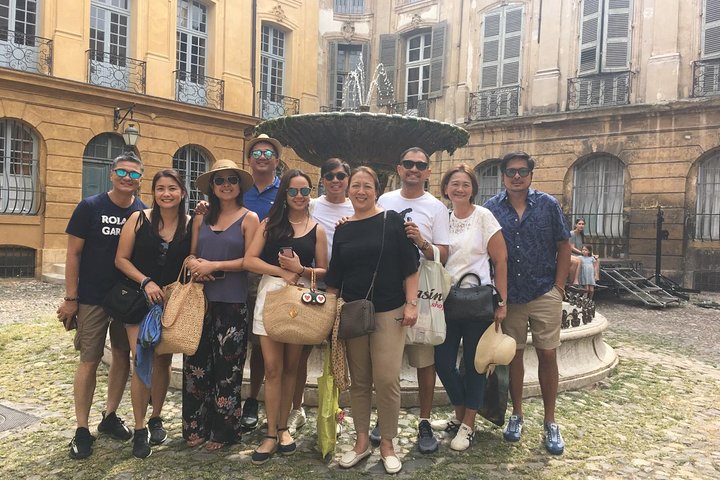 Aix en Provence & Cassis Private Tour with Official Tour Guide !