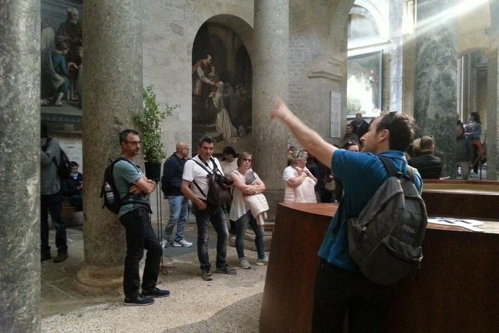 Aix en Provence & Cassis Private Tour with Official Tour Guide !