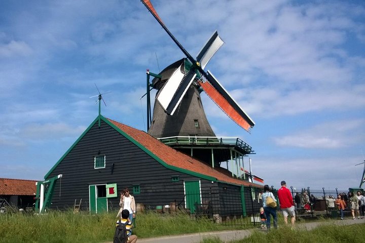 Zaanse Schans Small-Group Excursion from Zaandam