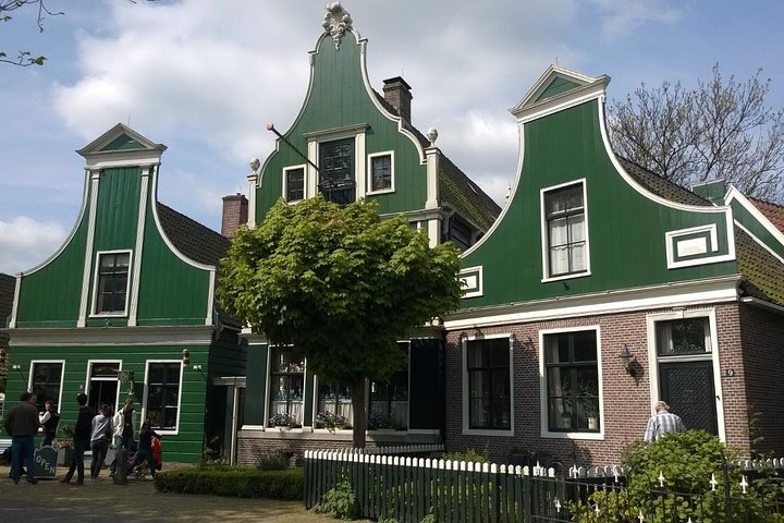 Zaanse Schans Small-Group Excursion from Zaandam