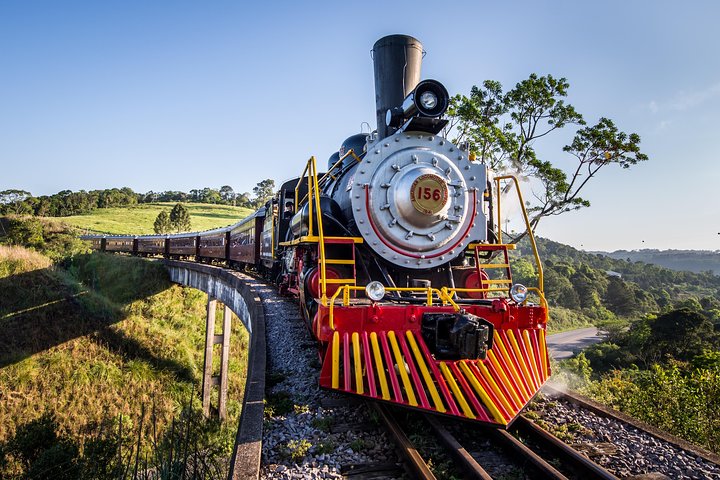 Wineries of the South, Maria Fumaça Train and Italian Epic Park
