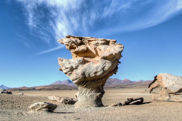 Salar de Uyuni with Lodging - 2 full days - With Minor Lagoons