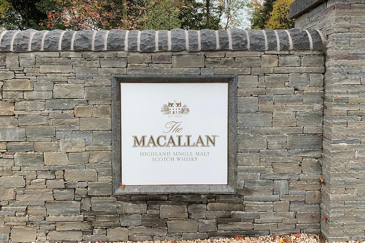 Private Speyside Whisky Tour including 10+ Single Malt Tastings