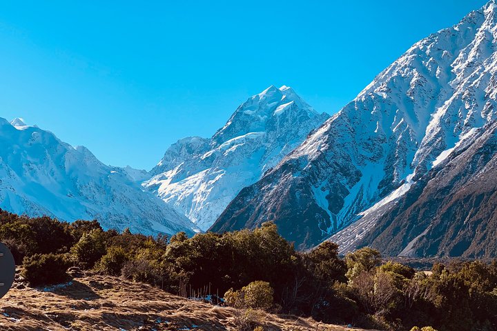 Mount Cook, Lake Tekapo and Tasman Glacier Tour from Christchurch