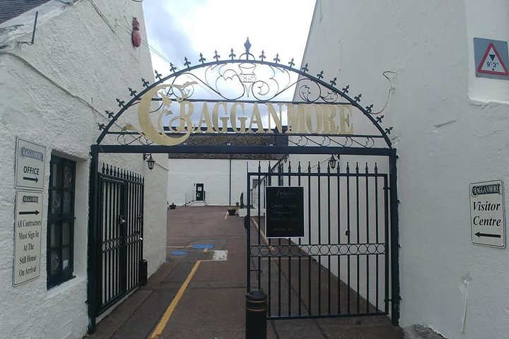 Meet Johnnie Walker - Private Whisky Tour - From Edinburgh