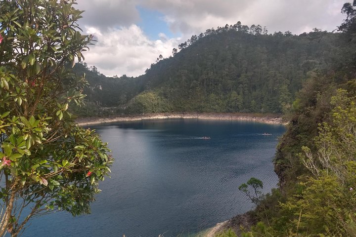 El Chiflon Waterfalls and Montebello Lakes Day Trip from Tuxtla Gutiérrez