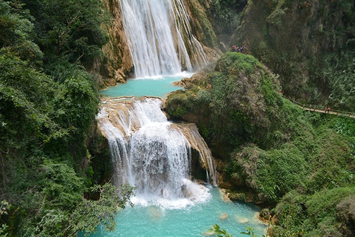 El Chiflon Waterfalls and Montebello Lakes Day Trip from Tuxtla Gutiérrez