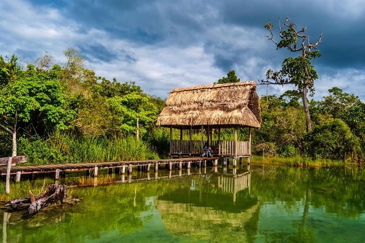 Lachua Lake and Candelaria Caves 2 Days
