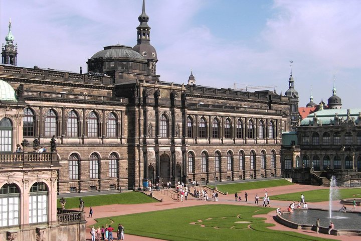 Private Walking Tour of Dresden with official tour guide