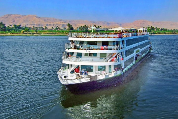 4-Days 3-Nights Cruise Aswan & luxor with hot air balloon,abu simbel from Aswan