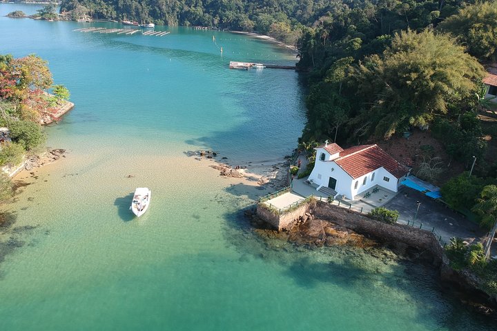 Speedboat ride - Paradise Islands - Angra dos Reis