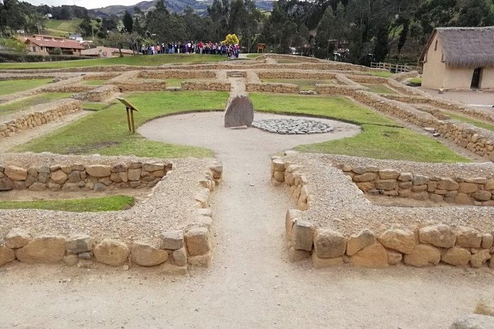 Full-Day Tour, Ingapirca Archaeological Site and Incan mountain face from Cuenca
