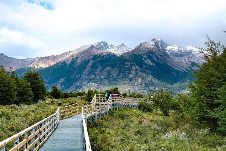 Perito Moreno boat tour from El Calafate: Glaciares Gourmet