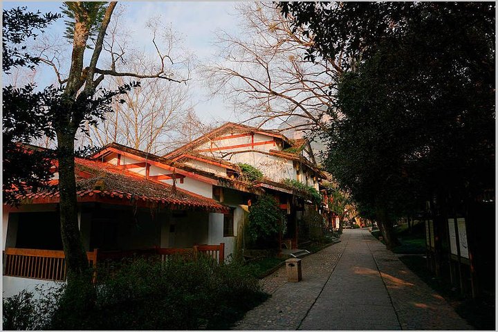 2-Day Private Tour to the World's natural and cultural heritage Mount Wuyi