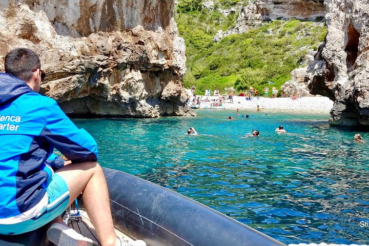 Blue Cave, Mamma Mia and Hvar, 5 Islands Speed boat Small group