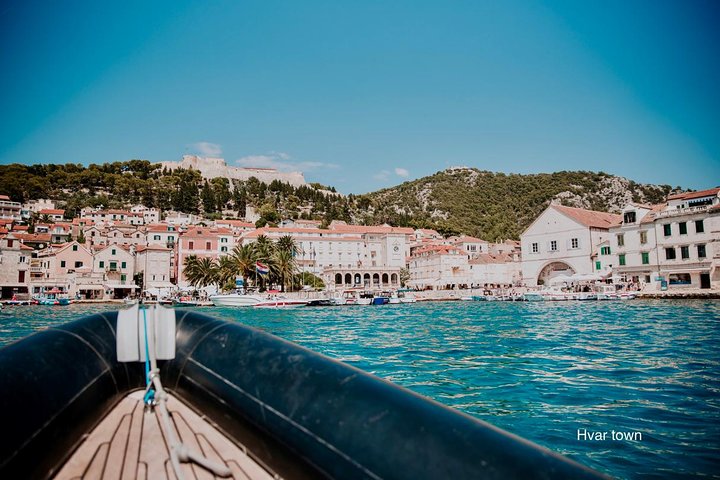 Blue Cave, Mamma Mia and Hvar, 5 Islands Speed boat Small group
