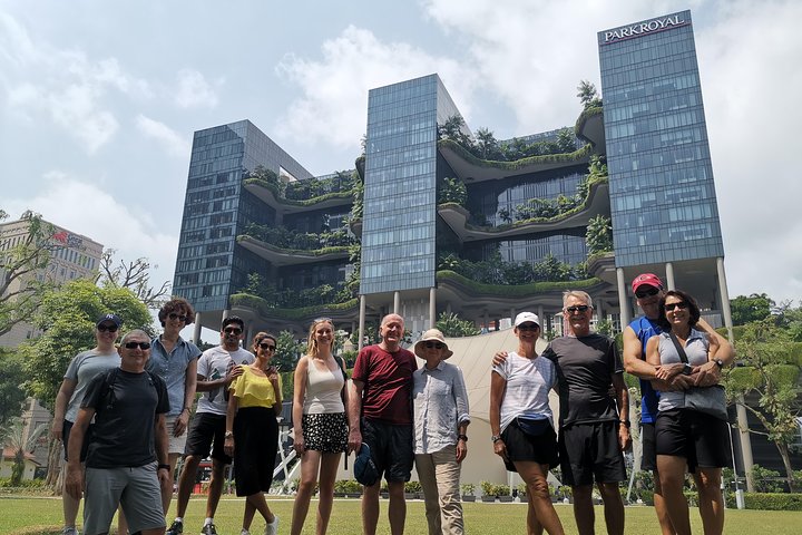 Lion City Bike Tour of Singapore
