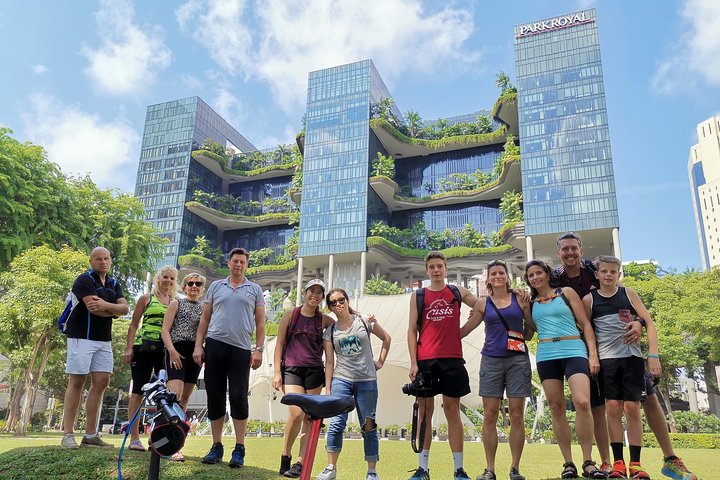 Lion City Bike Tour of Singapore