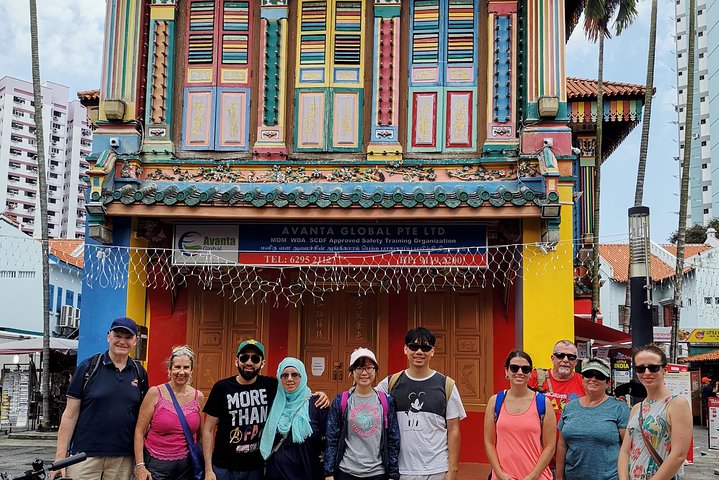 Lion City Bike Tour of Singapore