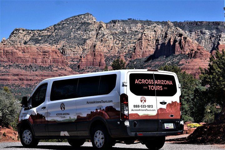 Grand Canyon with Sedona and Oak Creek Canyon Van Tour