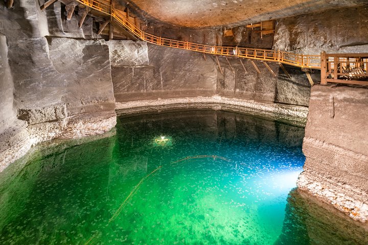 Auschwitz Birkenau and Wieliczka Salt Mine Guided Full Day Tour