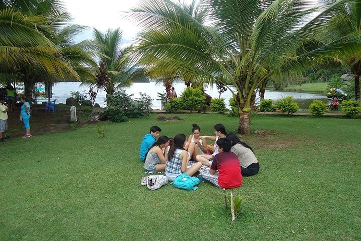 Tours to Laguna Azul Sauce