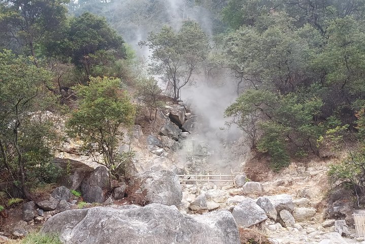Kawah Putih tour - Day trip Ticket etc all including