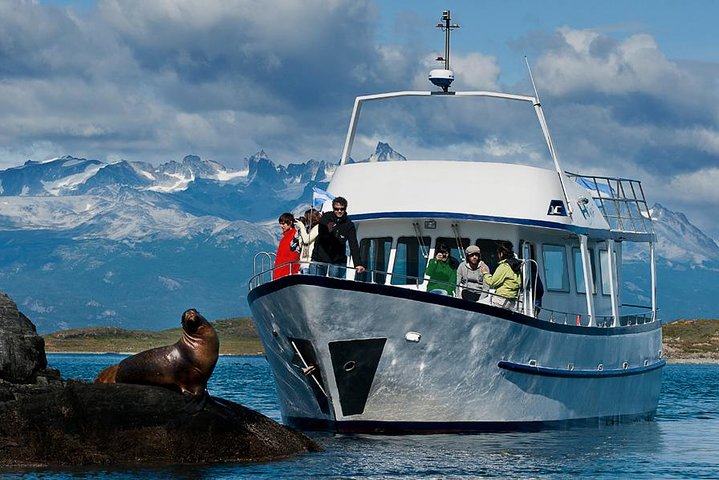 Beagle Channel Navigation with Minitrekking