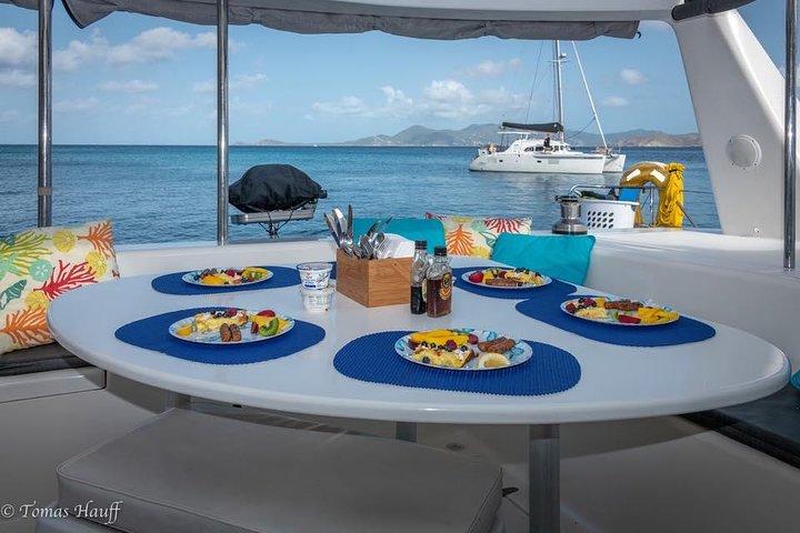 50' Luxury Yacht. Private Full or Half Day Catamaran Snorkel, & Beach Experience