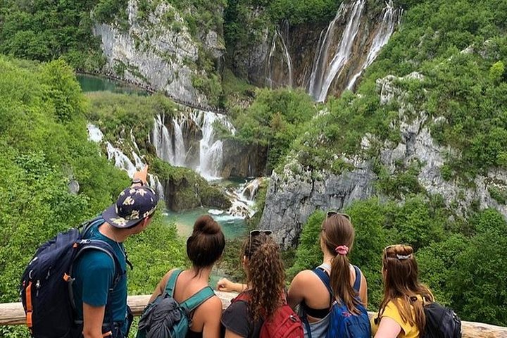 Plitvice Lakes National Park Guided Day Tour from Split